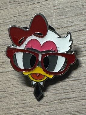 5/$25 Disney Daisy Duck Nerds Rock Pin